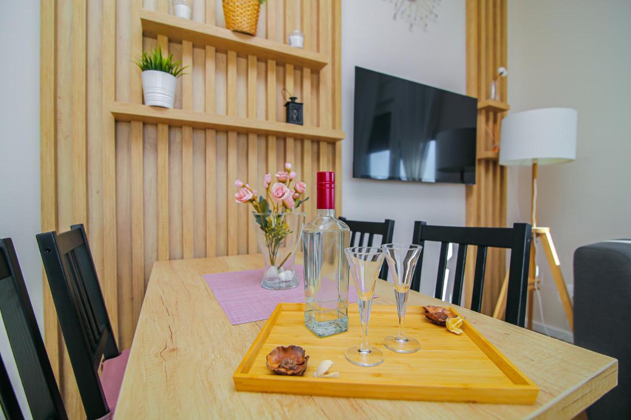 Narcis 17 - Novonamesteni Apartman Sa Prelepim Pogledom Na Tornik 兹拉蒂博尔 外观 照片