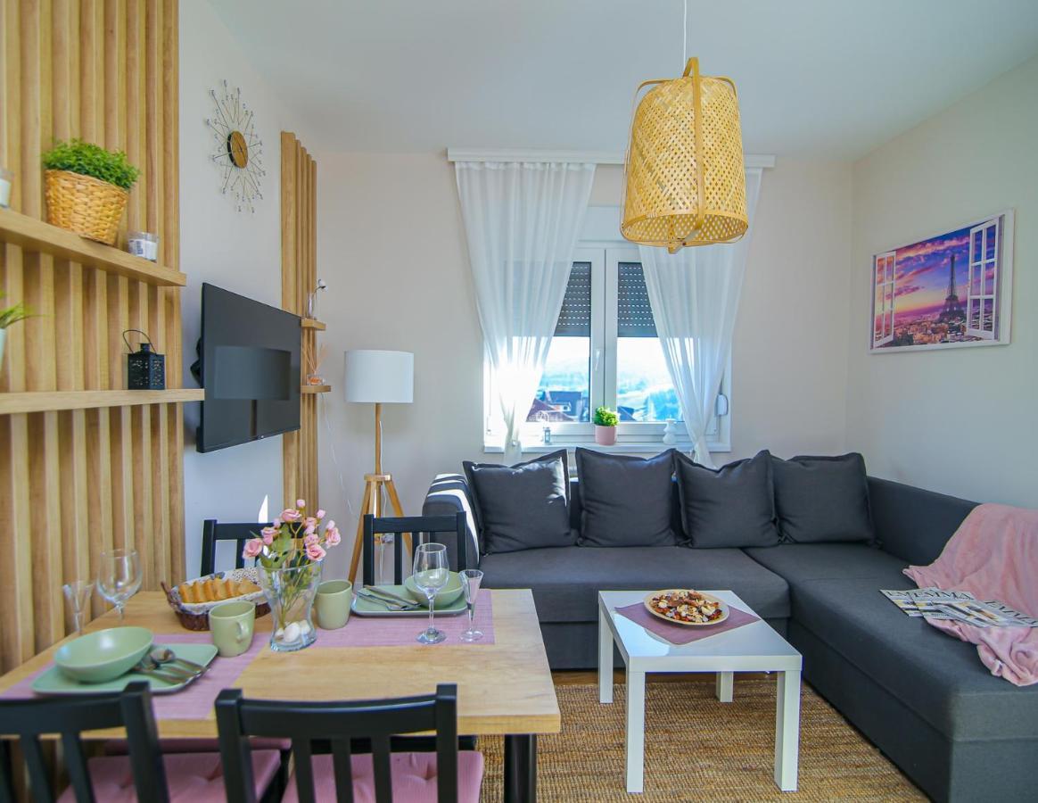 Narcis 17 - Novonamesteni Apartman Sa Prelepim Pogledom Na Tornik 兹拉蒂博尔 外观 照片