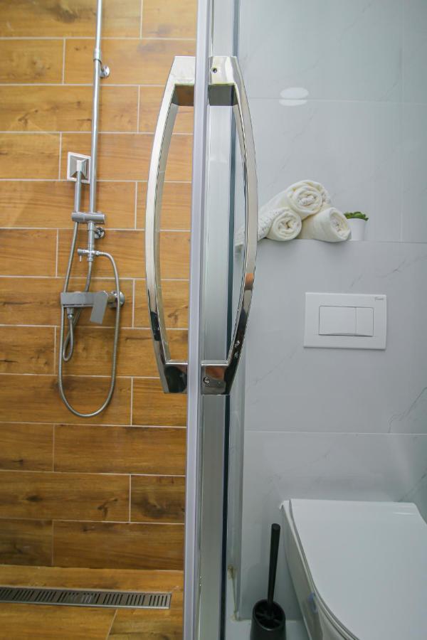 Narcis 17 - Novonamesteni Apartman Sa Prelepim Pogledom Na Tornik 兹拉蒂博尔 外观 照片