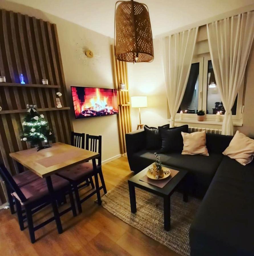 Narcis 17 - Novonamesteni Apartman Sa Prelepim Pogledom Na Tornik 兹拉蒂博尔 外观 照片